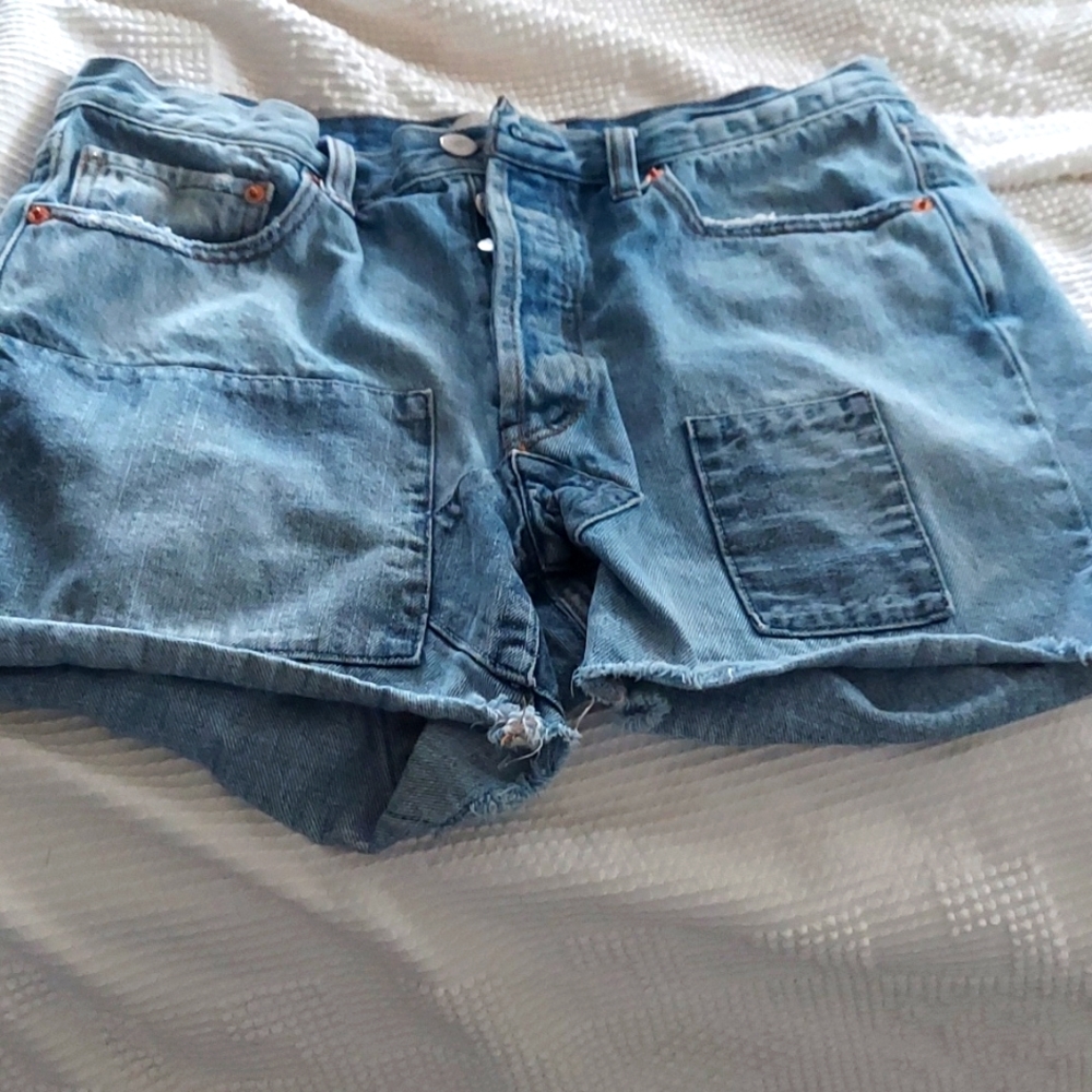 We the Free distressed jean shorts - Picture 1 of 5